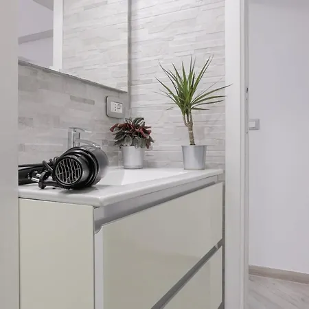 A 15' Dal Centro In Posizione Panoramica